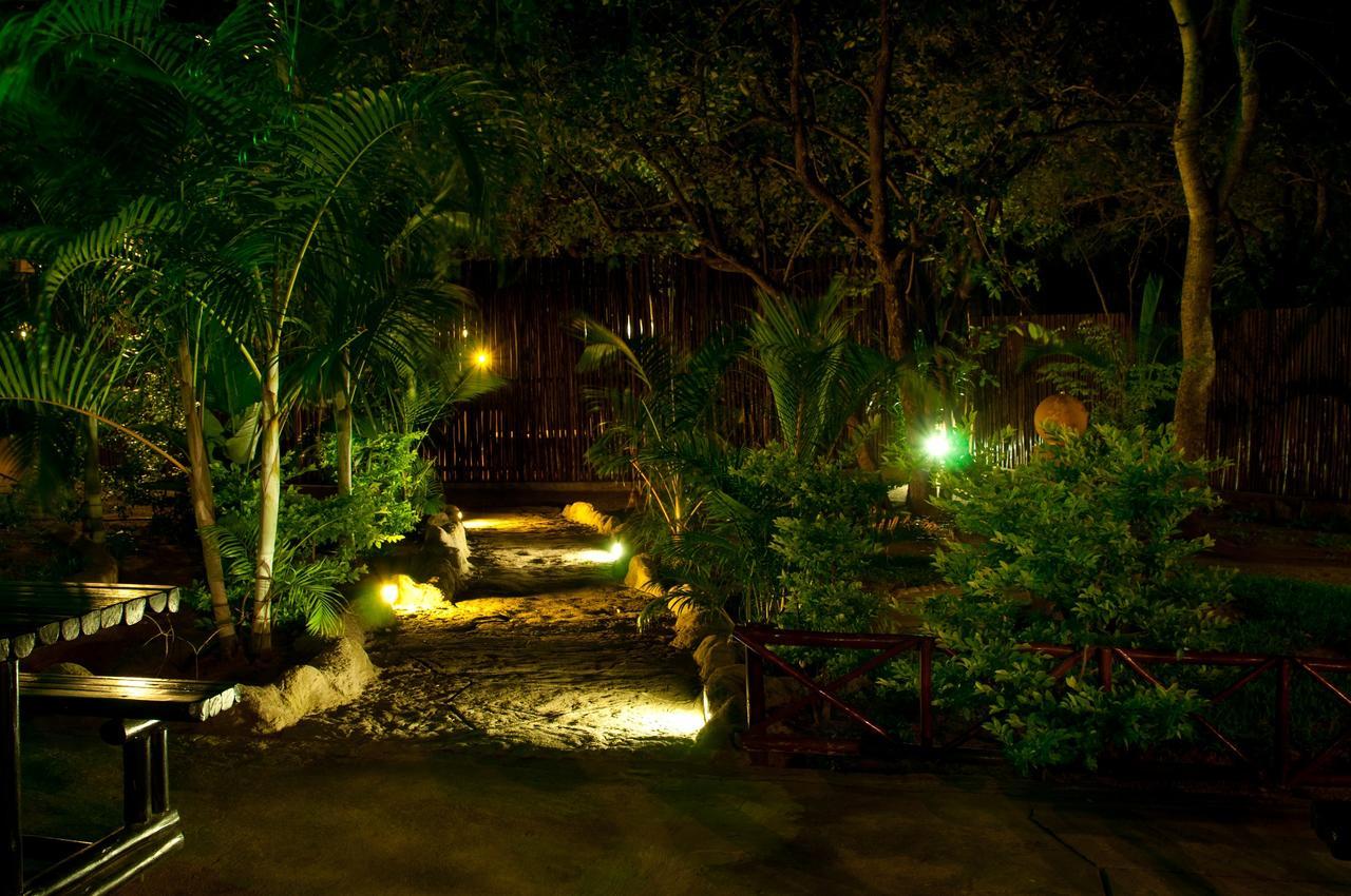 Pezulu Tree House Lodge Hoedspruit Exterior foto
